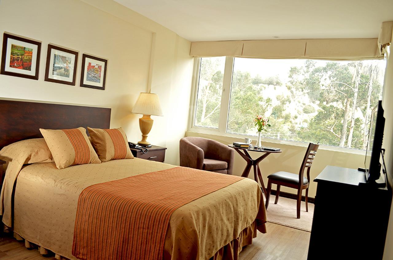 Midtown La Paz Hotell Exteriör bild